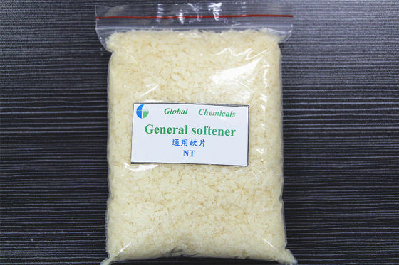 En general, los suavizantes catiónicos débiles son flocos de agua fría para el acabado textil.