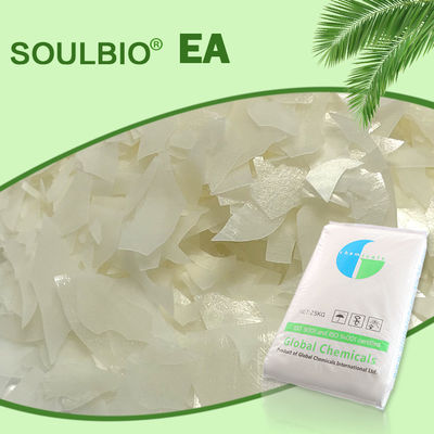 Materia textil que acaba las escamas catiónicas auxiliares del suavizador, suavizador soluble en agua frío del lavadero