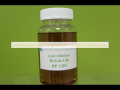 Enzimas de celulosa ácida de bajo peso. Enzimas textiles líquidas amarillas marrones.